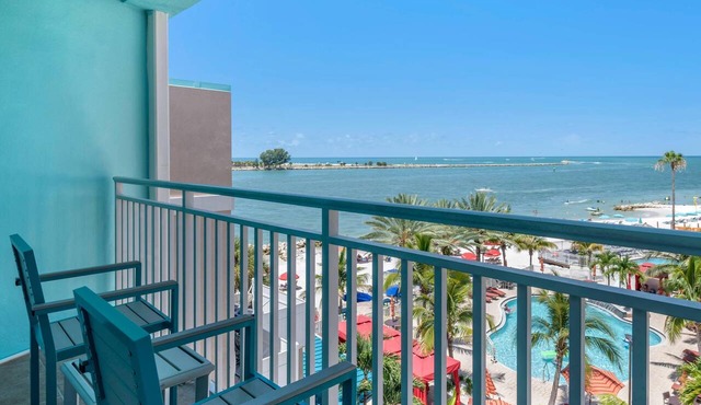Dolphin Sands Clearwater Beach, an Ascend Collection Hotel