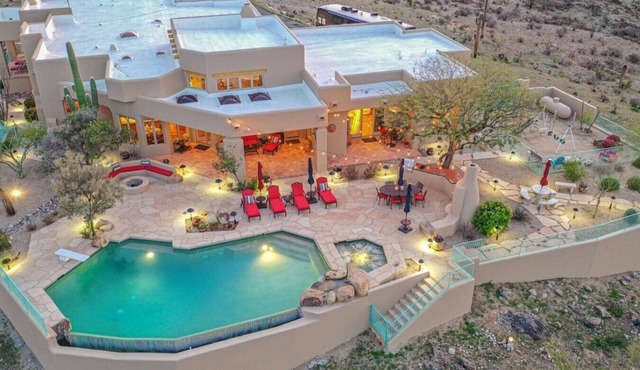Double D Ranch- Heated Pool, Hot Tub & Endless Views!