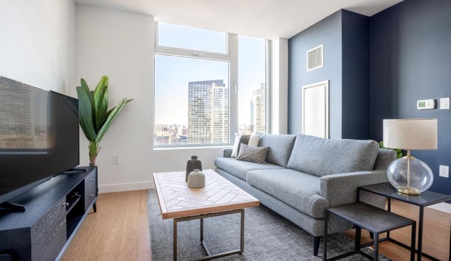 Downtown 1BR w Gym Doorman WD nr Chinatown BOS-224