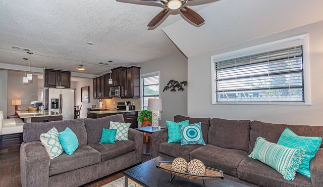Downtown Gem with Guest House - 6 Blocks to Main St!