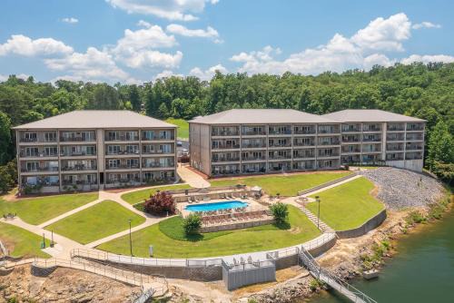 Duncan Bridge Condominium 112 - Boat Slip! First Floor!