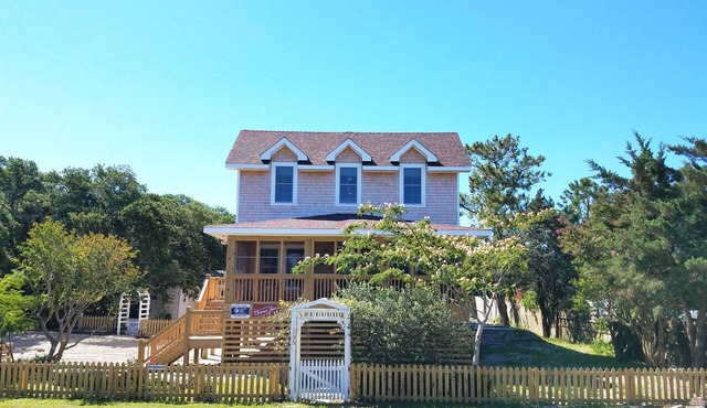 Eleanor Jane's: Beautiful New Home on Lighthouse Road