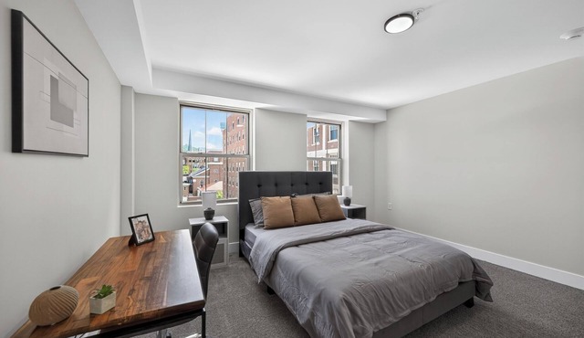 Elegant 2BR apartment with updated kitchen