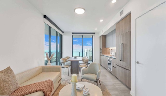 Elegant 4BR, 16th Floor | Balcony, Pool & Gym