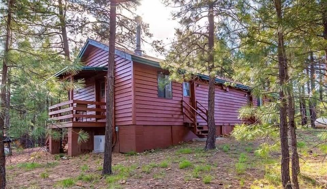 Elk Cabin - Forest Lakes