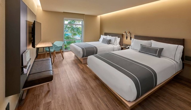 Explore Mazatlán from This Chic & Comfortable Central Room - 2 Units