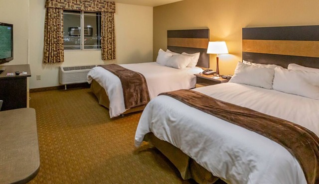Extra Space, Extra Fun – 2 Full Beds Suite Perfect for Families & Weekend Escape