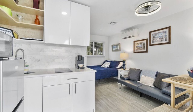 Fab Studio Efficiency at Pompano Beach Pointe!