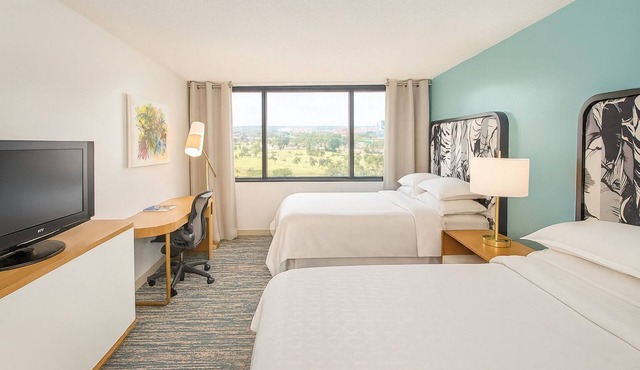 Family & Friends Getaway! 3 Beautiful Units, Pool, Close to Downtown Miami!