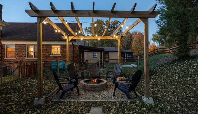 Fire Pit, Coffee Bar, Deck, Grill, Game Room