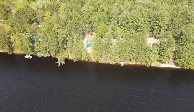 Freshly Remodeled Cabin on The Tahquamenon River