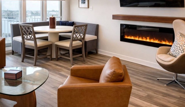 FULLY updated: Step-Free access 2BR2BA 2 K & 1 Q. BEAUTIFUL & Pet friendly