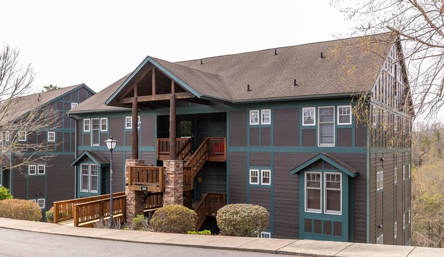 Gateway to Grandfather | Community Pools, Mountain View, Fitness Rooms, and More