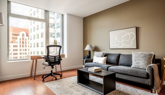 Gorgeous Downtown 1BR w/Gym & W/D, near South Station, by Blueground