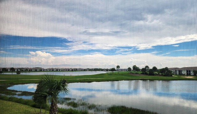 Gorgeous! Two-Bedroom Condo with Resort Style Ammenities. Kick Back & Relax!