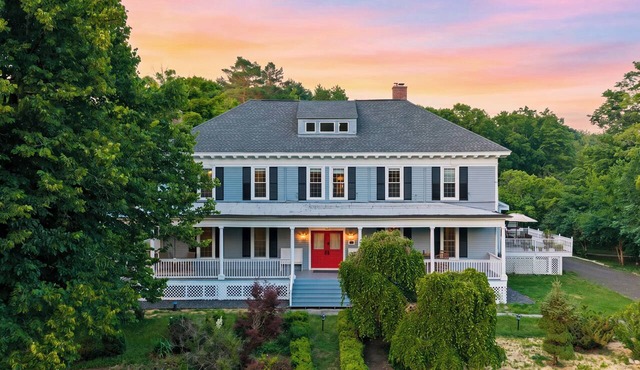 Grand Catskills Retreat Lake Views + Near Hudson | Sleeps 18 | The Nightingale