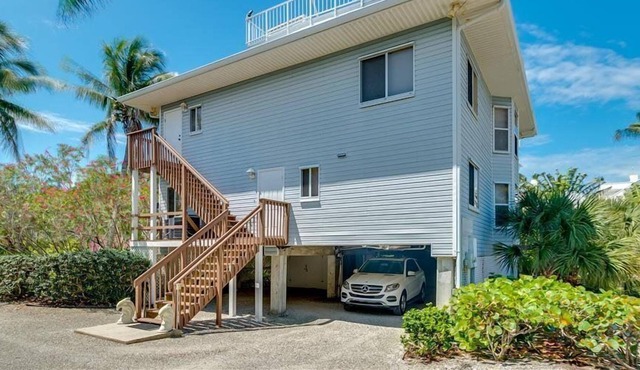 H-2740 Shore Lane by RedAwning