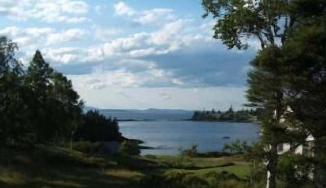 harbor perch with delightful views - 2 houses, sleeps 7