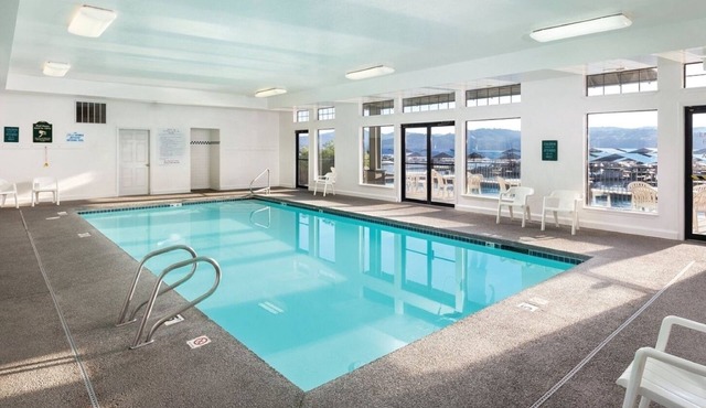 Harrison Idaho | Friends Lake Retreat | Pool + Lake | 2BR