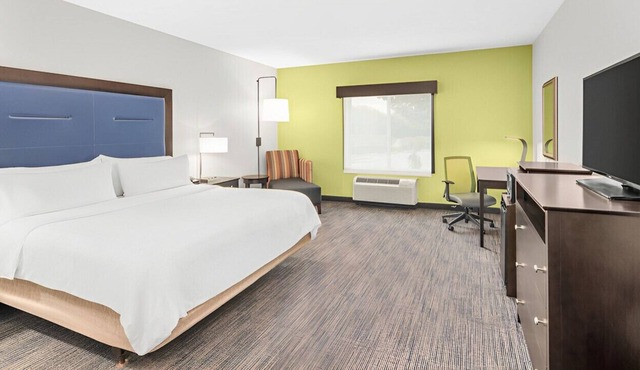 Haven of Tranquility close to Christiana Mall!