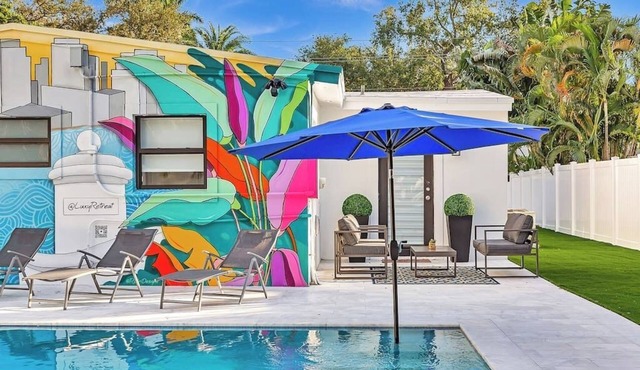 *Heated Pool Family Retreat Home 4BR/3BA!