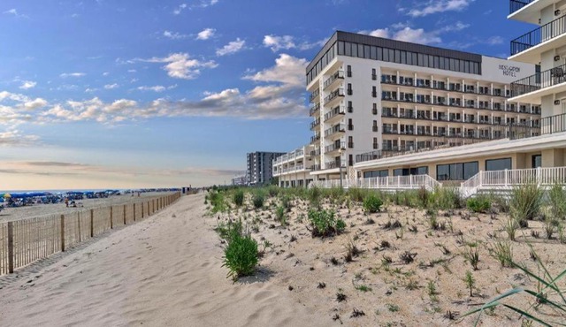 Henlopen Oceanfront Hotel