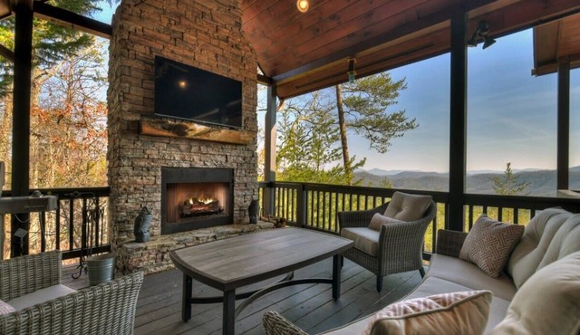 High Hopes | $299 Off Your Stay!