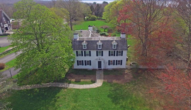 Historic 5-bedroom Farmhouse in Charming Bristol- Major international sporting event™ Stay