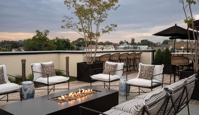 Historic Leesburg Stay | Fitness Center + Sauna