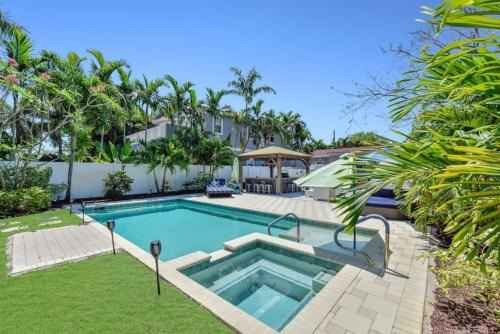 Home wpool by Dream Vacation OP Cabana