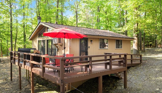 Hot Tub, Fire Pit, Deck, Grill w Resort Amenities