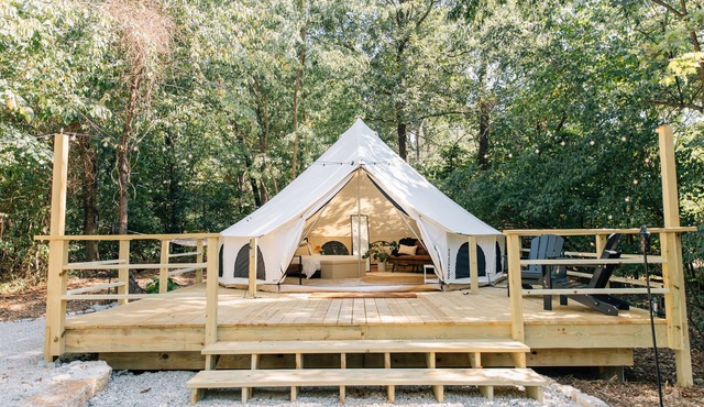 Huckleberry Hideaway | Yurt | Fire Pit
