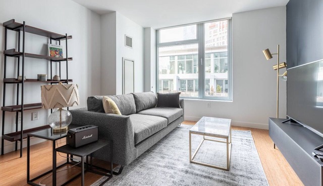Ideal Downtown 1BR w W/D in unit, Gym, Doorman near Chinatown T, by Blueground