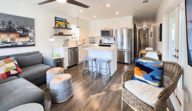 Inlet Beach Cottage | Walk to Sand + Near 30A