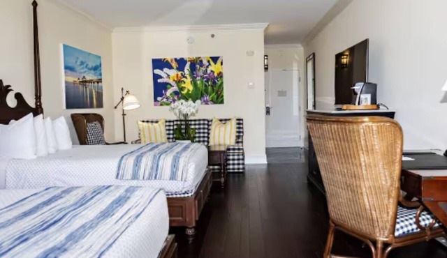 Inn at Pelican Bay | 2 Double City | Mercato, Pool, Lobby Bar | 2 Units