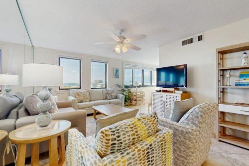 Jetty East 306B
