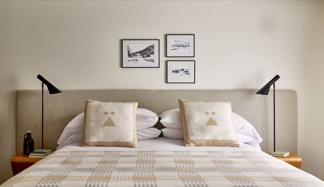 King Jr. Suite with Outdoor Fire Pits | Tälta Lodge, a Bluebird by Lark