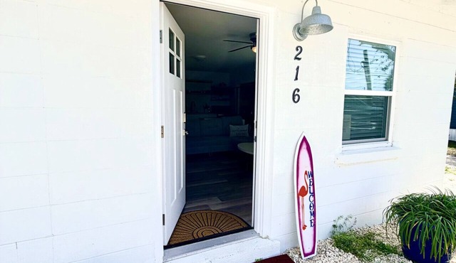 Laguna Beach Bungalow|Sleeps4|Patio|Steps to the sand!