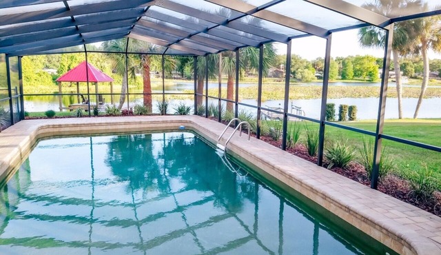Lake Front, Pool Home with Boat Dock