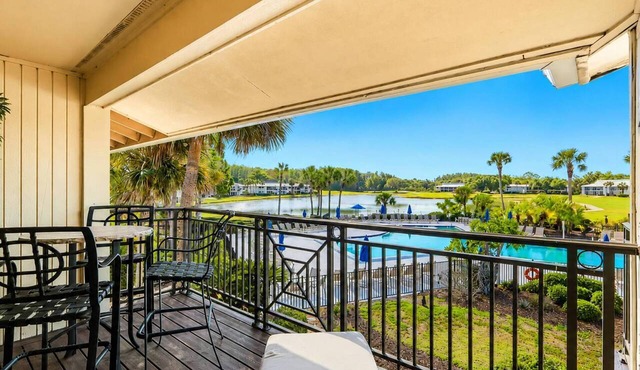 Lake & Pool Views from Balcony |Golf Retreat | Family-Friendly | Saddlebrook | Optional Amenities