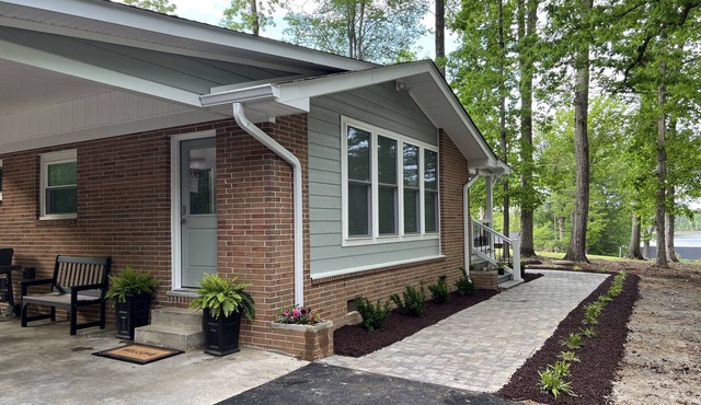 LAKE VIEW! FISHERMENS DREAM! CLOSE TO BLUESTONE BOAT LANDING!