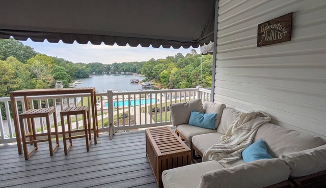 Lakefront Hideaway - Lake Views with Pool & Kayaks for Use