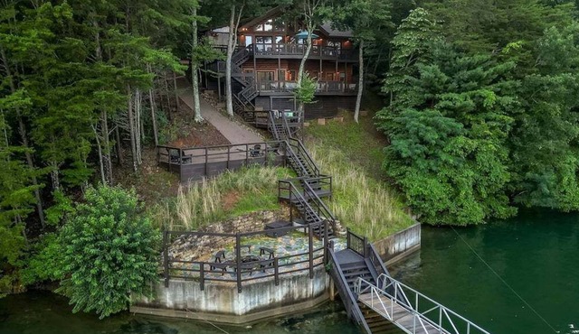 Lakefront Innisfree | Blue Ridge, GA