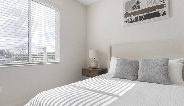 Landing | Amazing 2BD, Yoga Studio, Gym