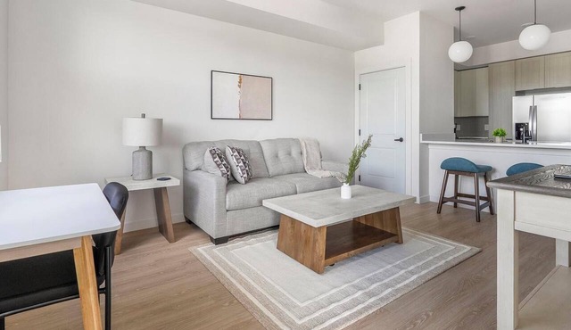 Landing | Beautiful 1BD, Clubhouse, Gym