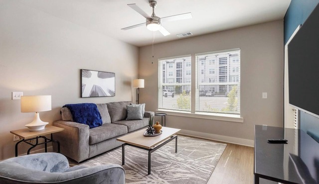 Landing | Beautiful 2BD, Gym, Clubhouse