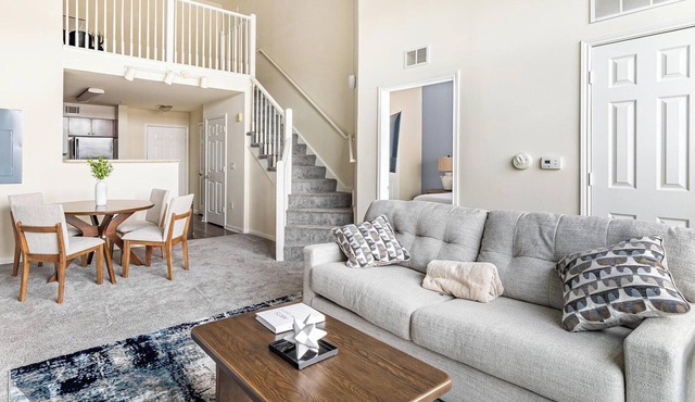 Landing | Modern 2BD, Gym
