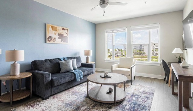 Landing | Modern 2BD, Gym