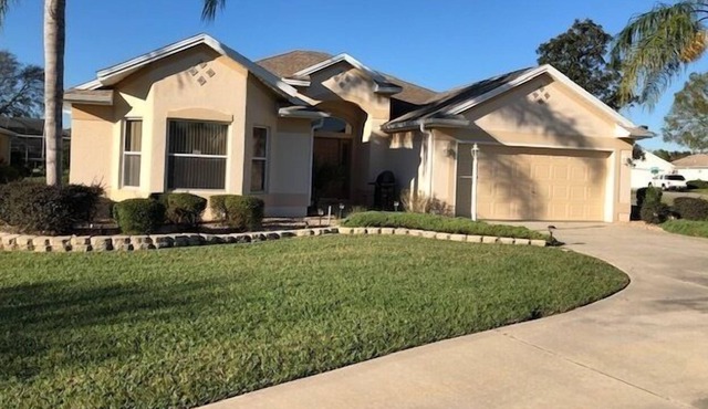 LAP POOL NICE 4 SEAT ELECTRIC CART LOCATED NEAR SPANISH SPRINGS 3 BEDROOMS