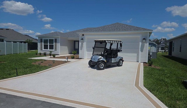 Live the Villager Life! Walk to Eastport, complete with golf cart.